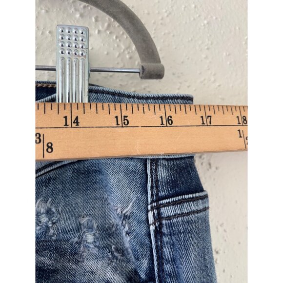 Judy Blue Womens Boyfriend Fit Distressed Button-Fly Jeans Size 13/31 Mid Wash - Picture 7 of 12